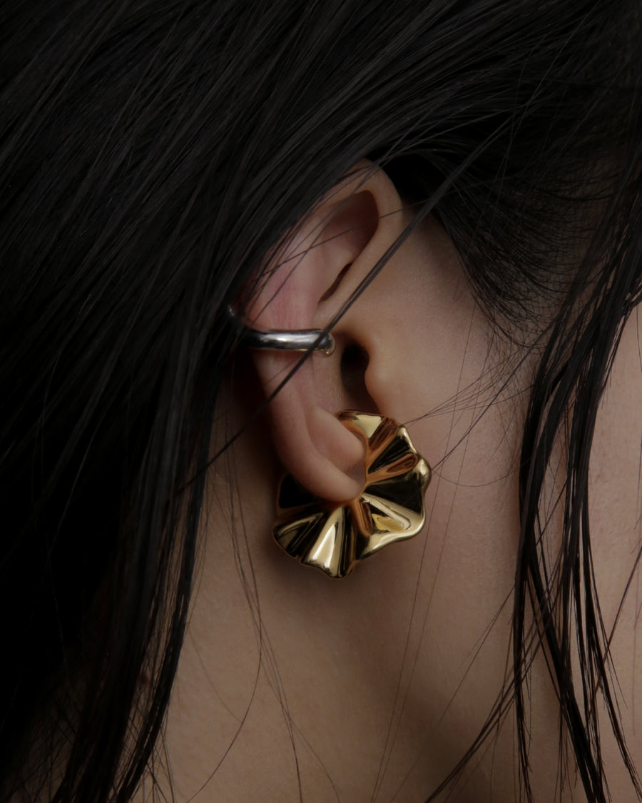Frill Cuff 02