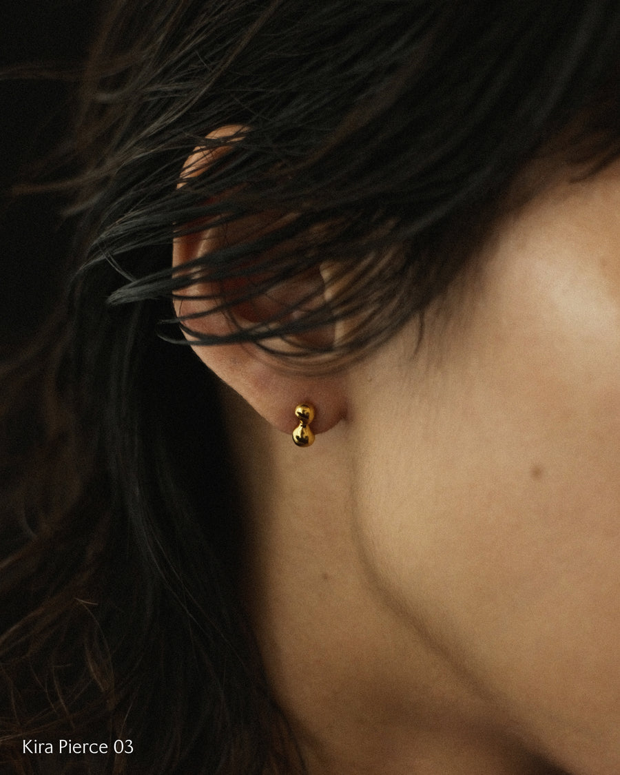 Kira Pierce / S